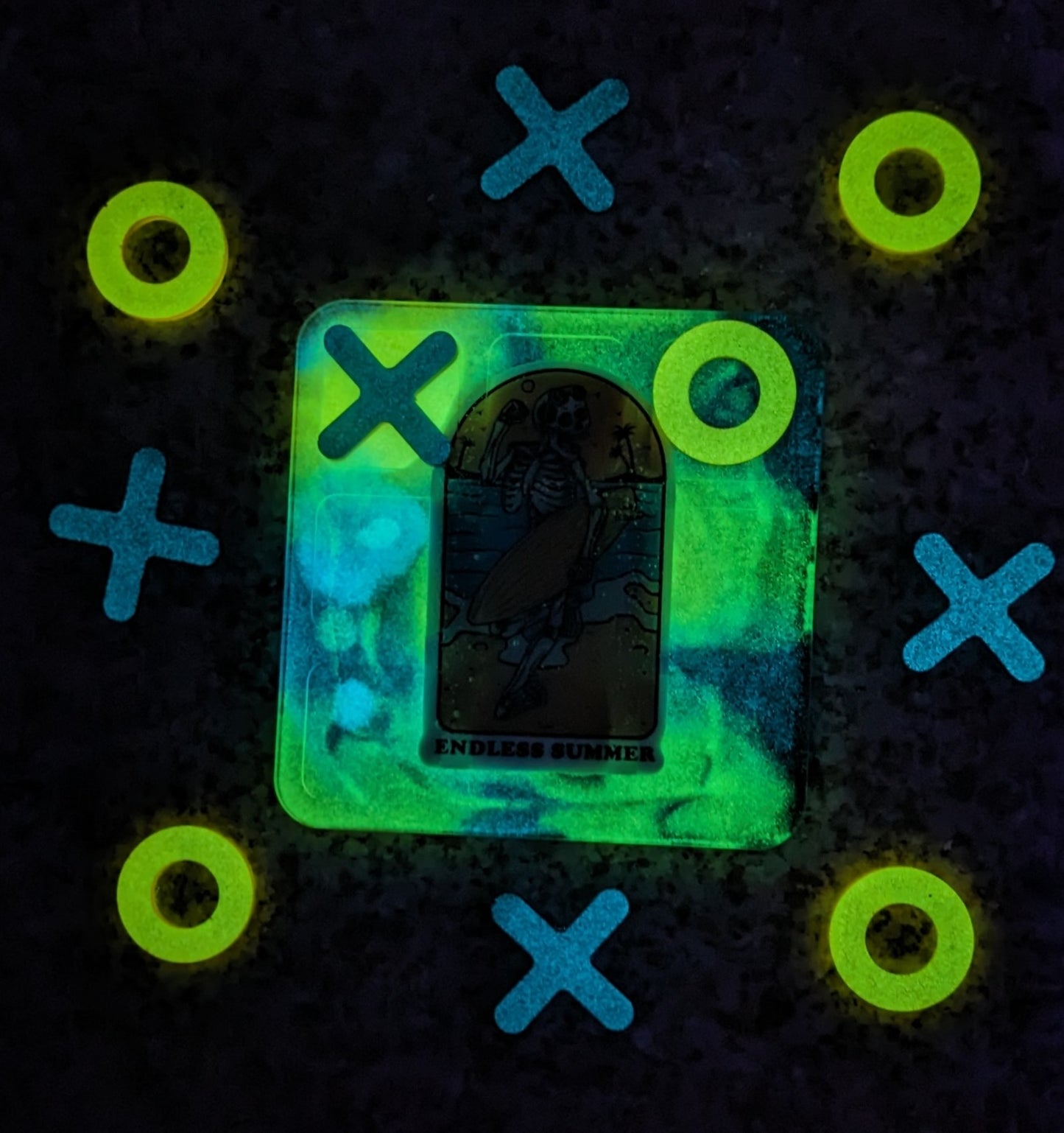 Tic tac toe board