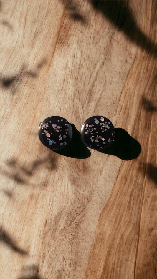 Black Plugs W/ Glow Glitter