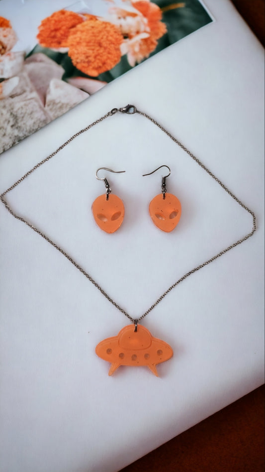 Glow Alien Earrings Necklace Set