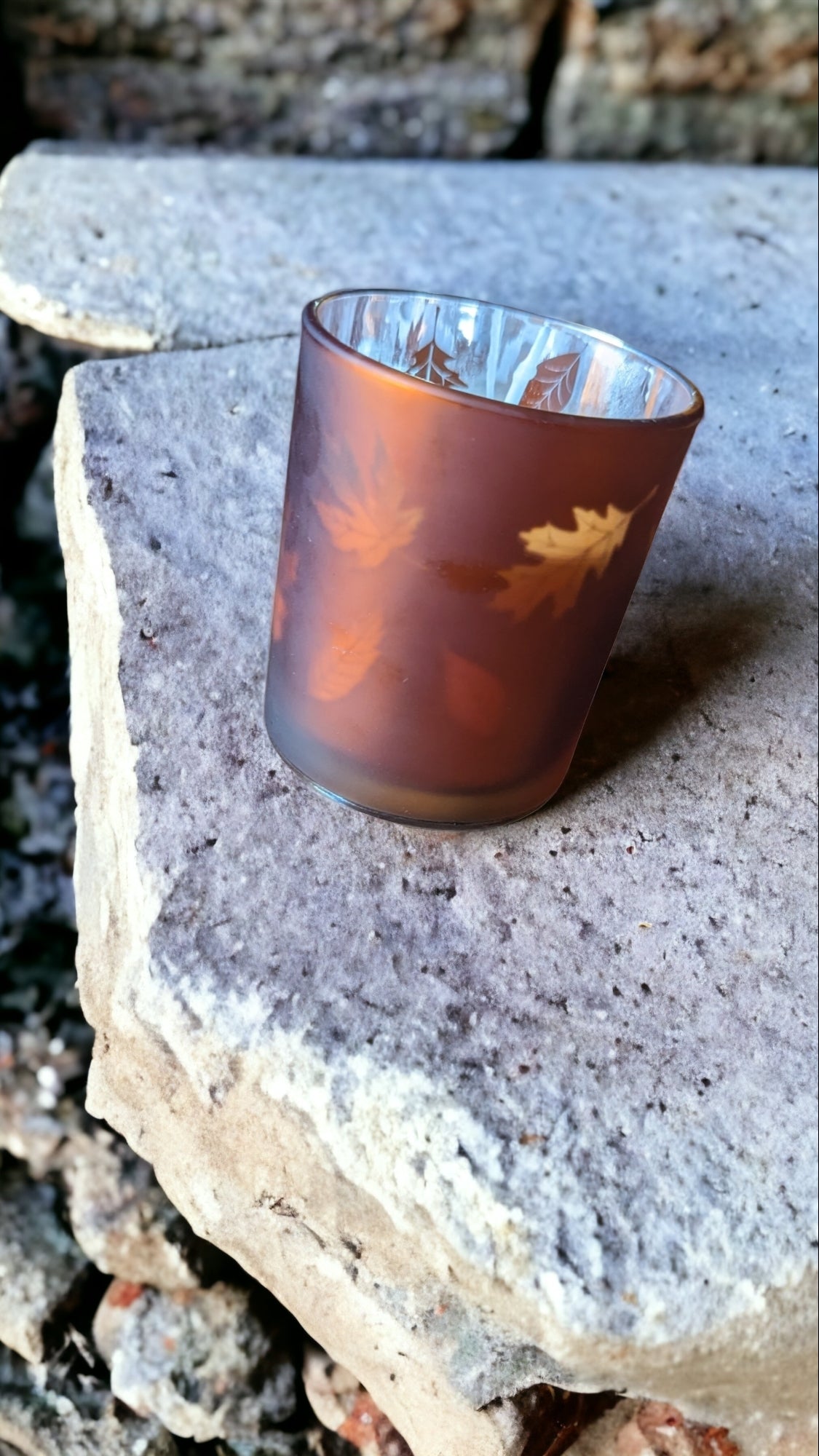 Glowing leaf candles