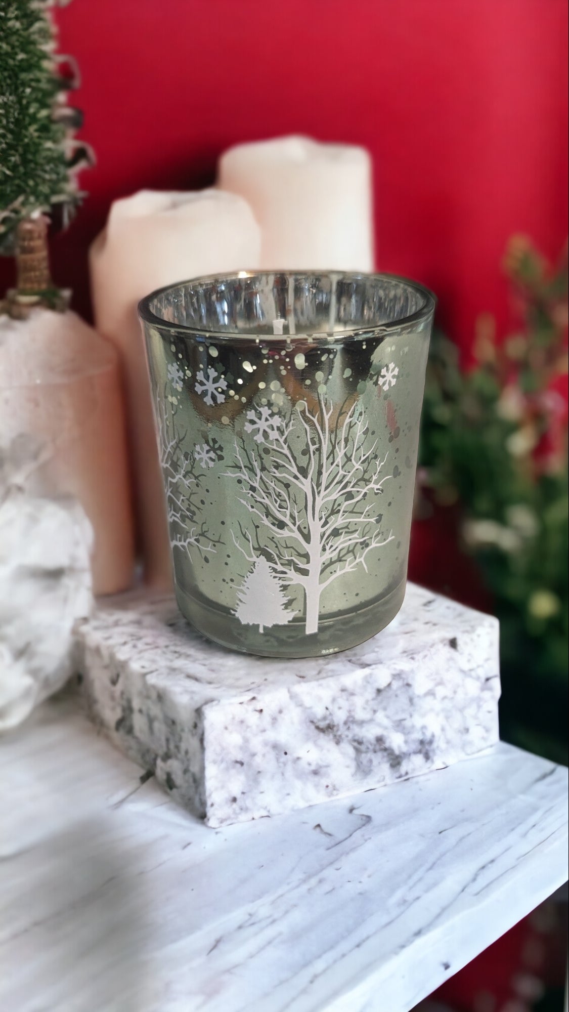 Shimmering Snowflake Candle