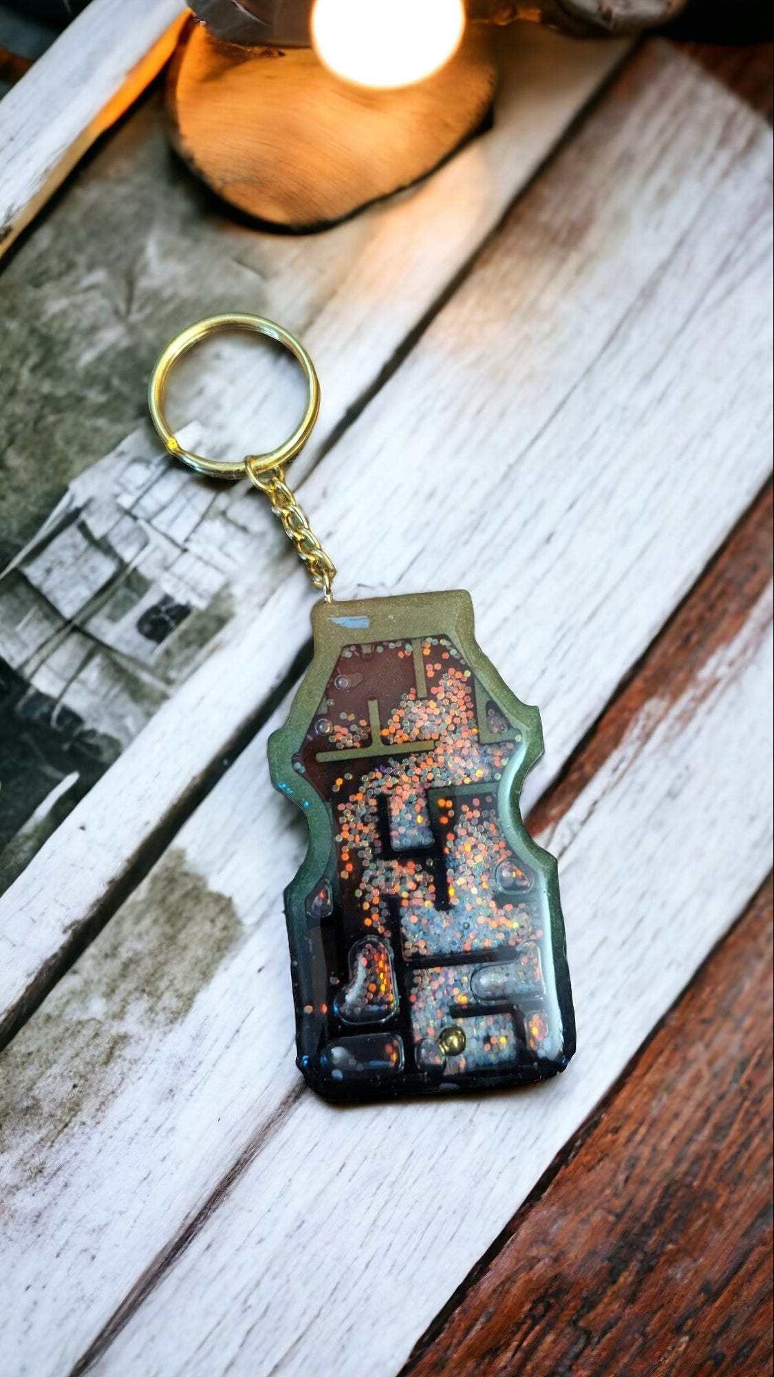 Maze shaker keychains